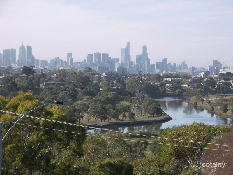 28/2 Horizon Dr, Maribyrnong, VIC 3032