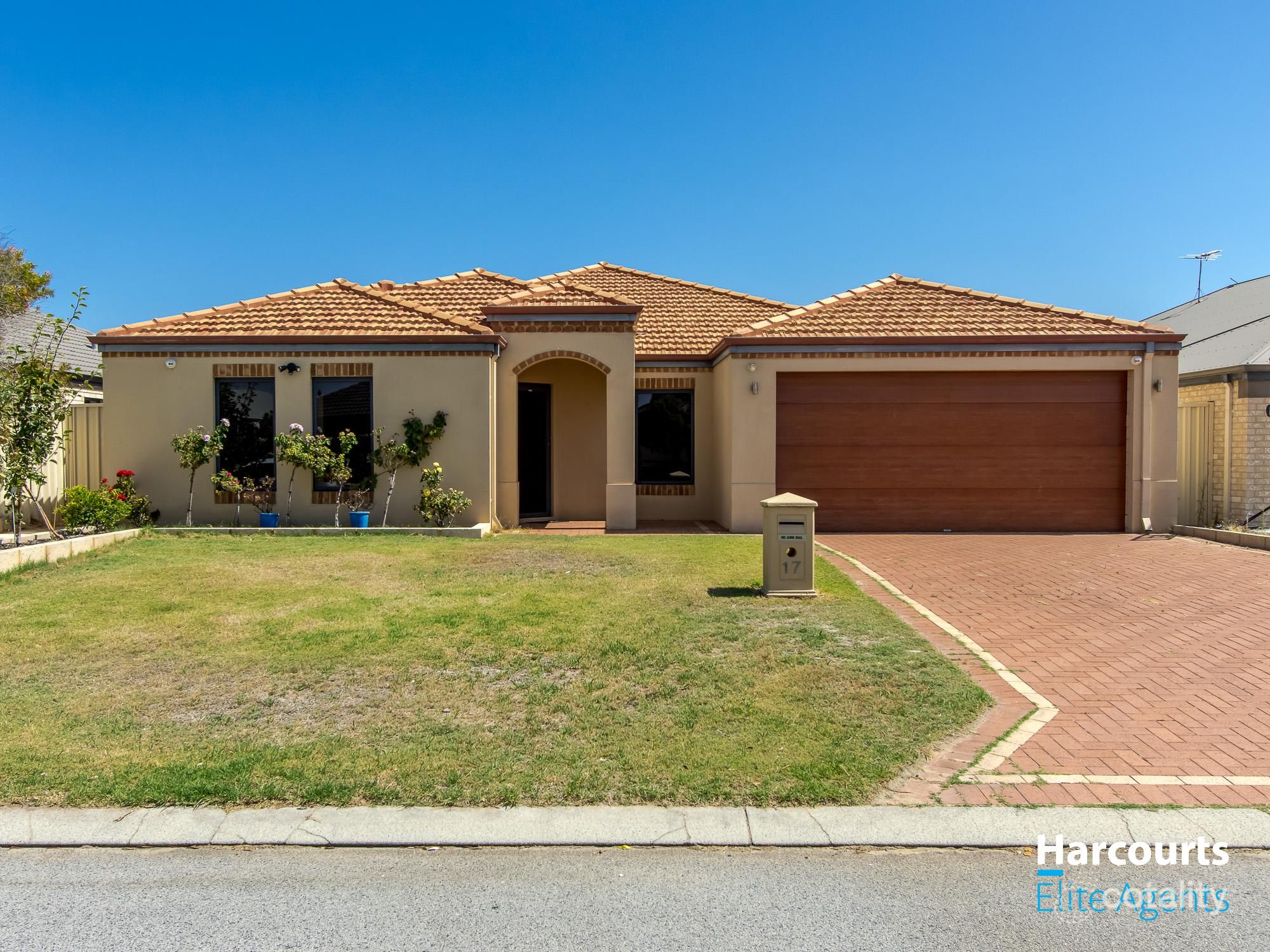 17 Epsilon Dr, Rockingham, WA 6168