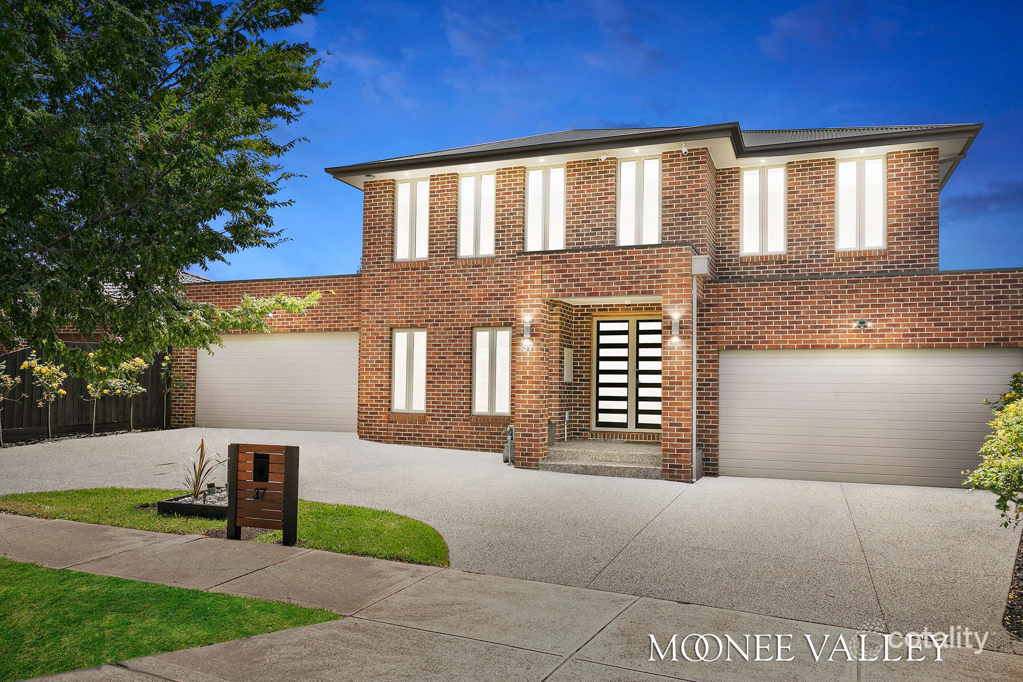 37 Morton Bvd, Taylors Hill, VIC 3037