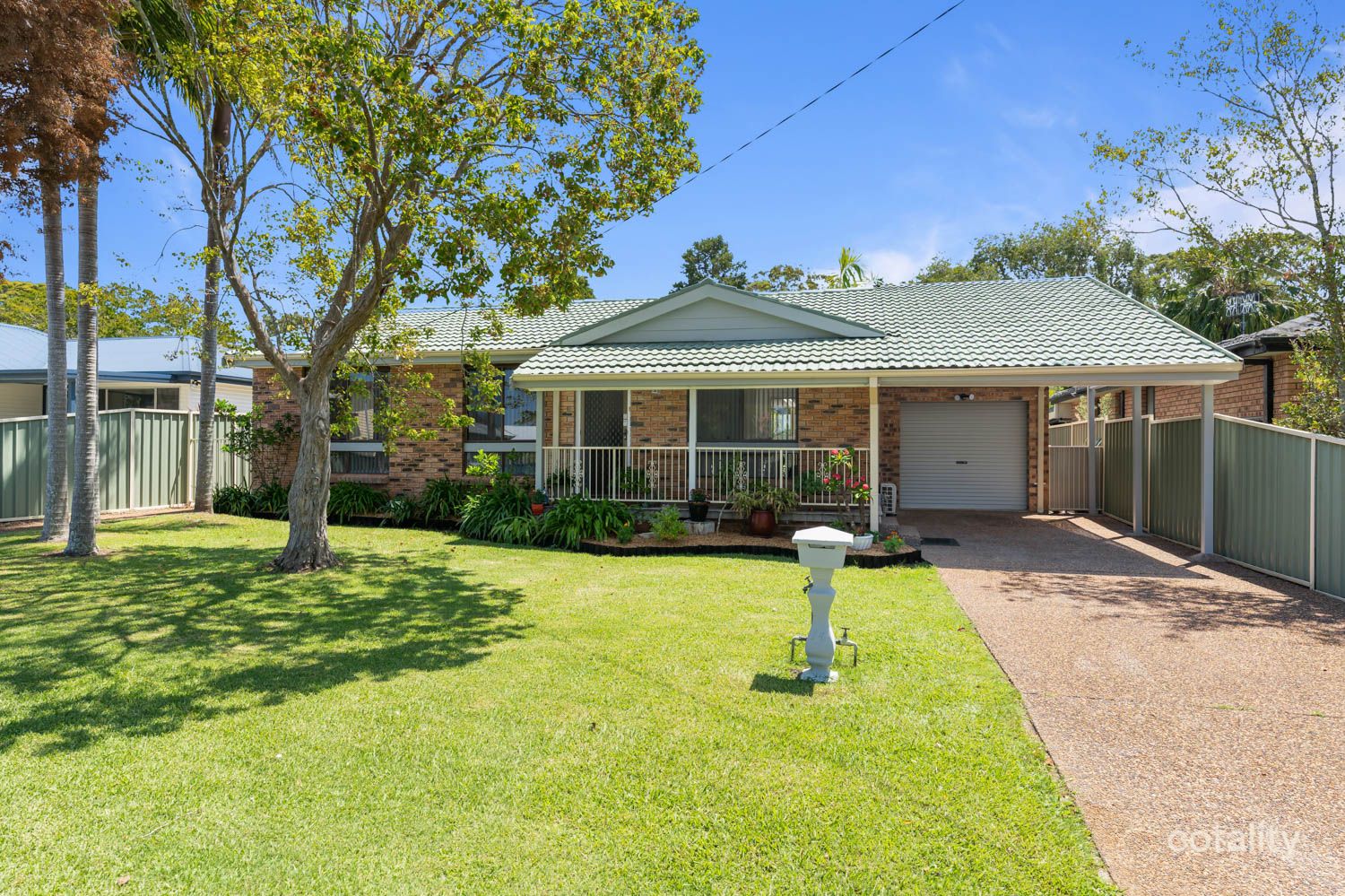 14 Moloki Ave, Chittaway Bay, NSW 2261