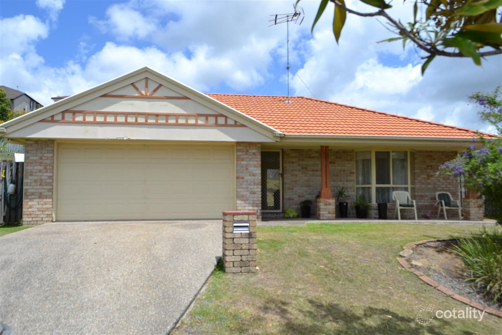 36 Easter Cres, Pacific Pines, QLD 4211