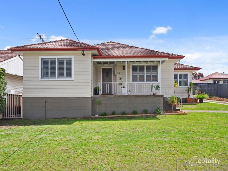 29 Green St, Telarah, NSW 2320