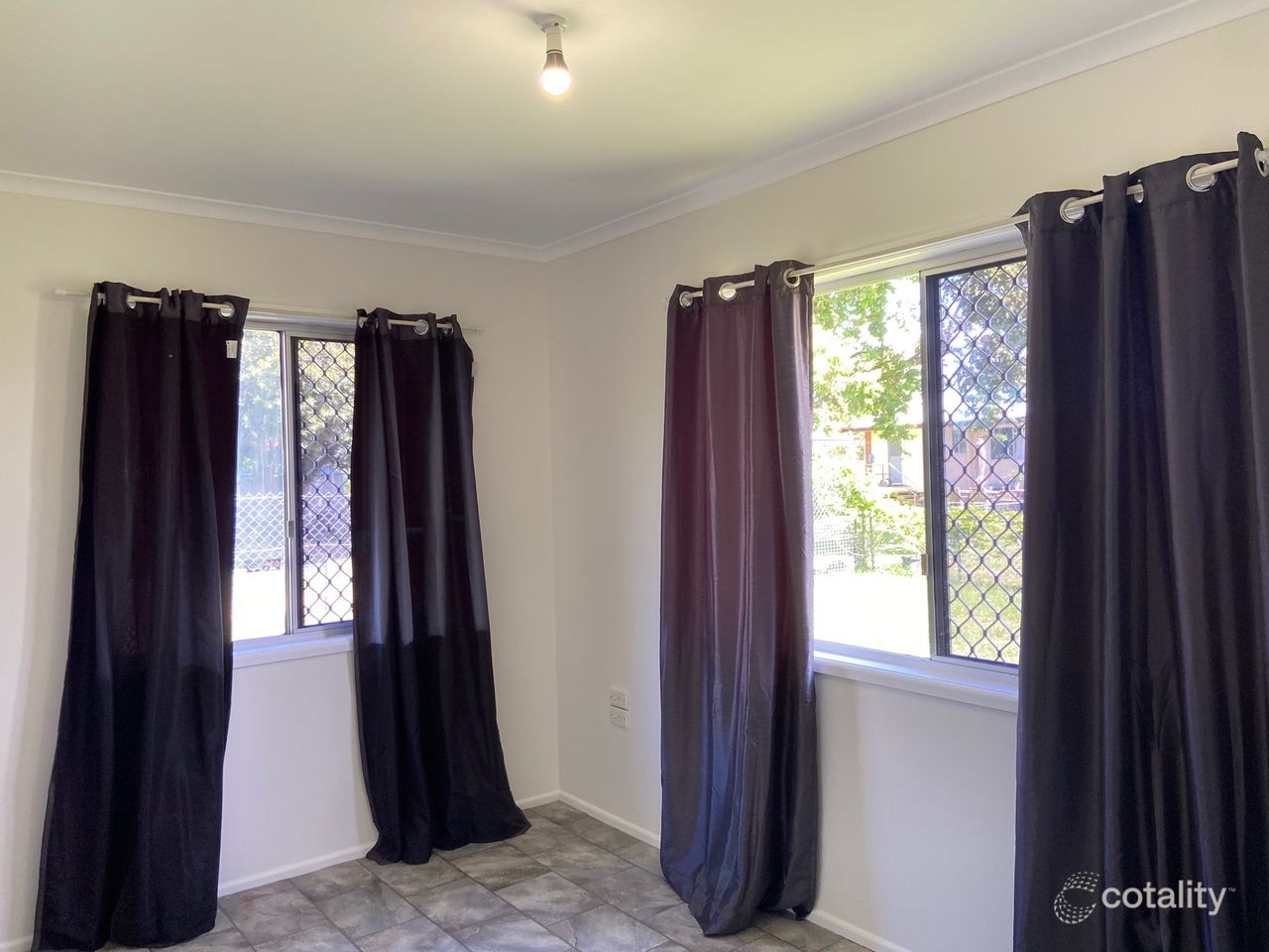 2/114 Sisley St, Koongal, QLD 4701