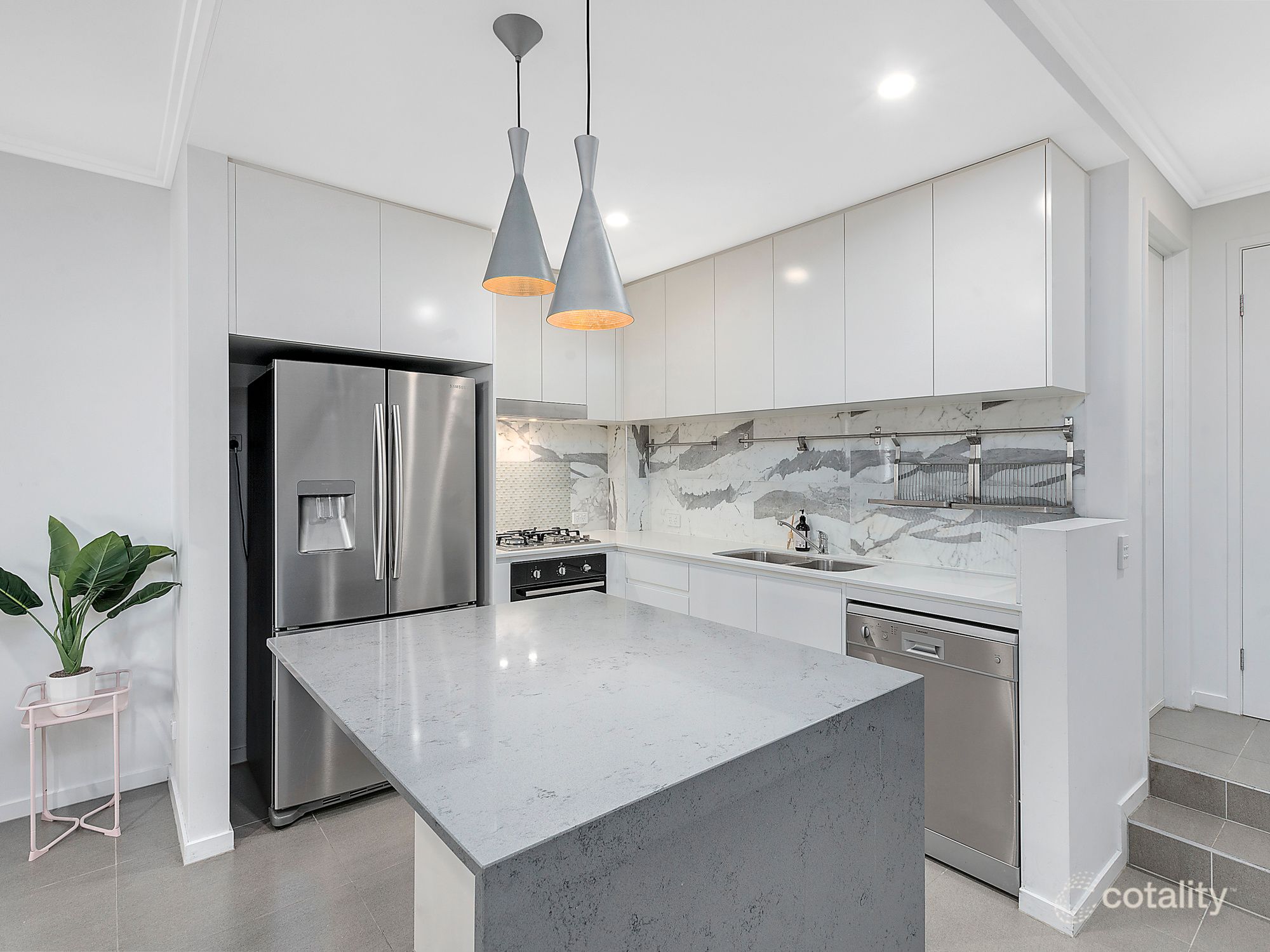 25 Brooklyn Cres, Robina, QLD 4226