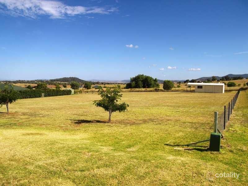 26 Daintree Cct, Moore Creek, NSW 2340