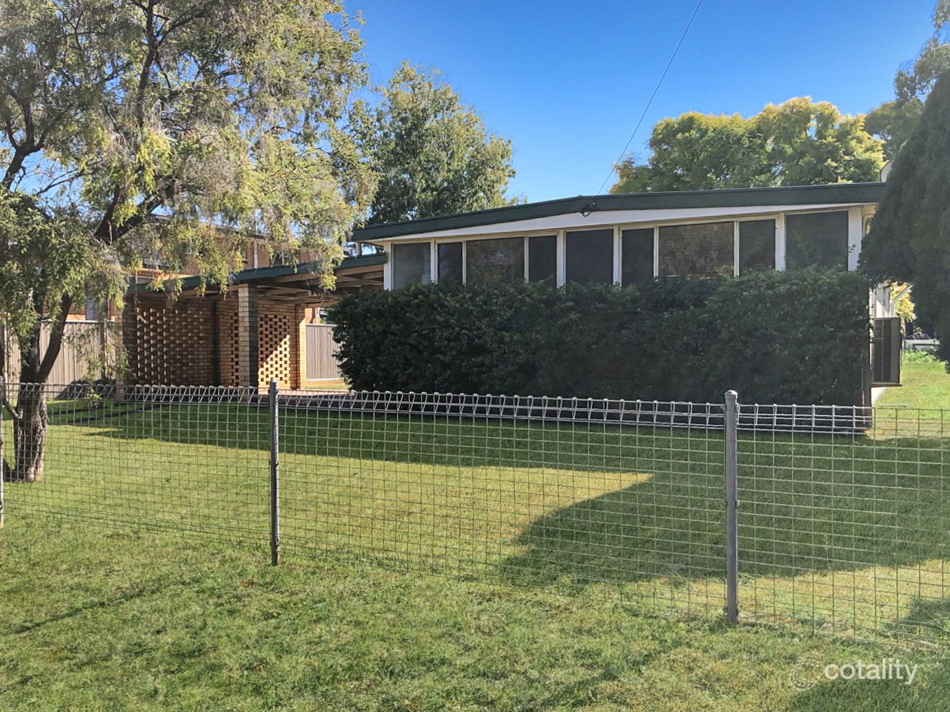 9 Wheeler St, Chinchilla, QLD 4413