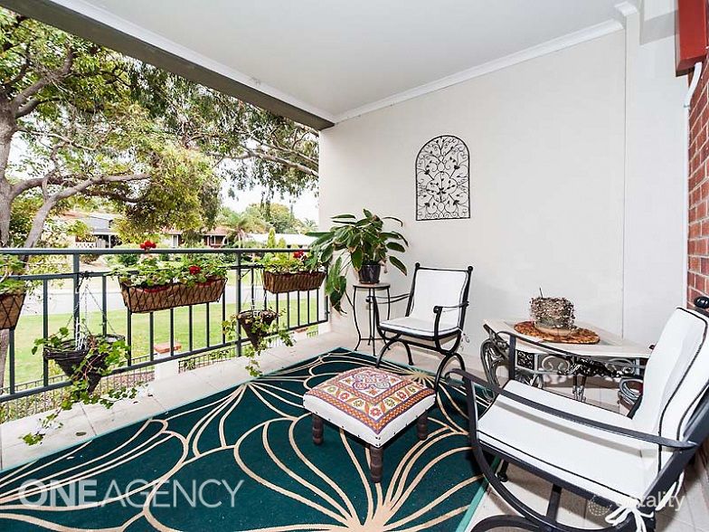 9/15 Rosalind Way, Coolbellup, WA 6163