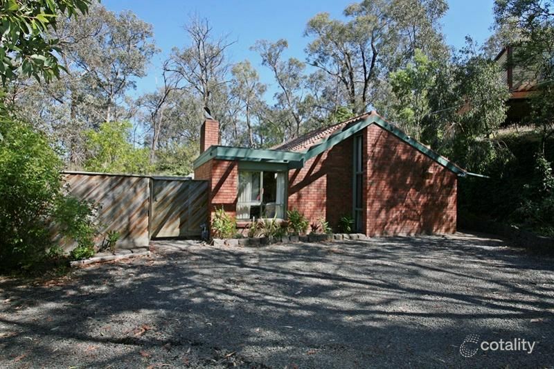 22 Landau Dr, Warranwood, VIC 3134