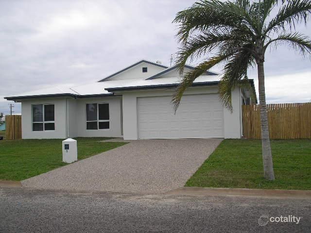 7-9 Chestnut St, Forrest Beach, QLD 4850