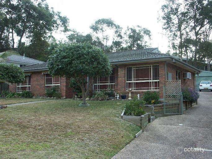 6 Southern Cross Dr, Woodrising, NSW 2284