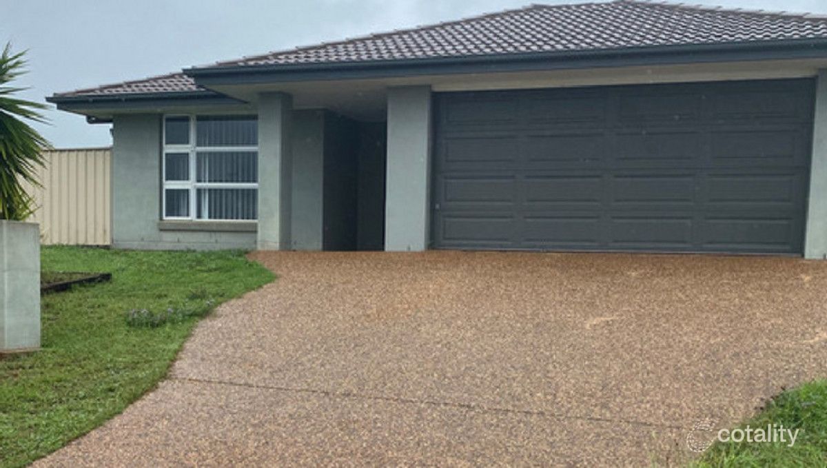 47 Frangipani Dr, Kingaroy, QLD 4610