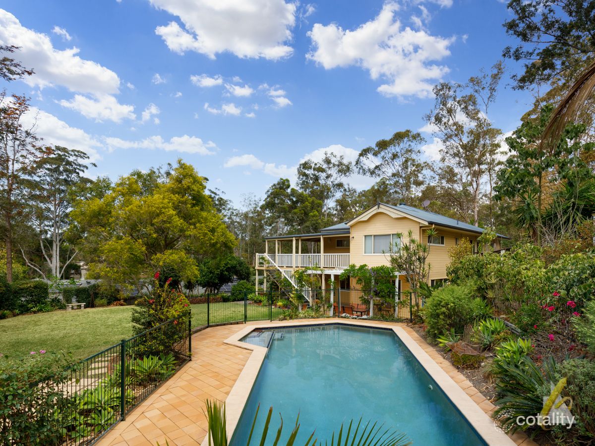 24 Thiesfield St, Fig Tree Pocket, QLD 4069