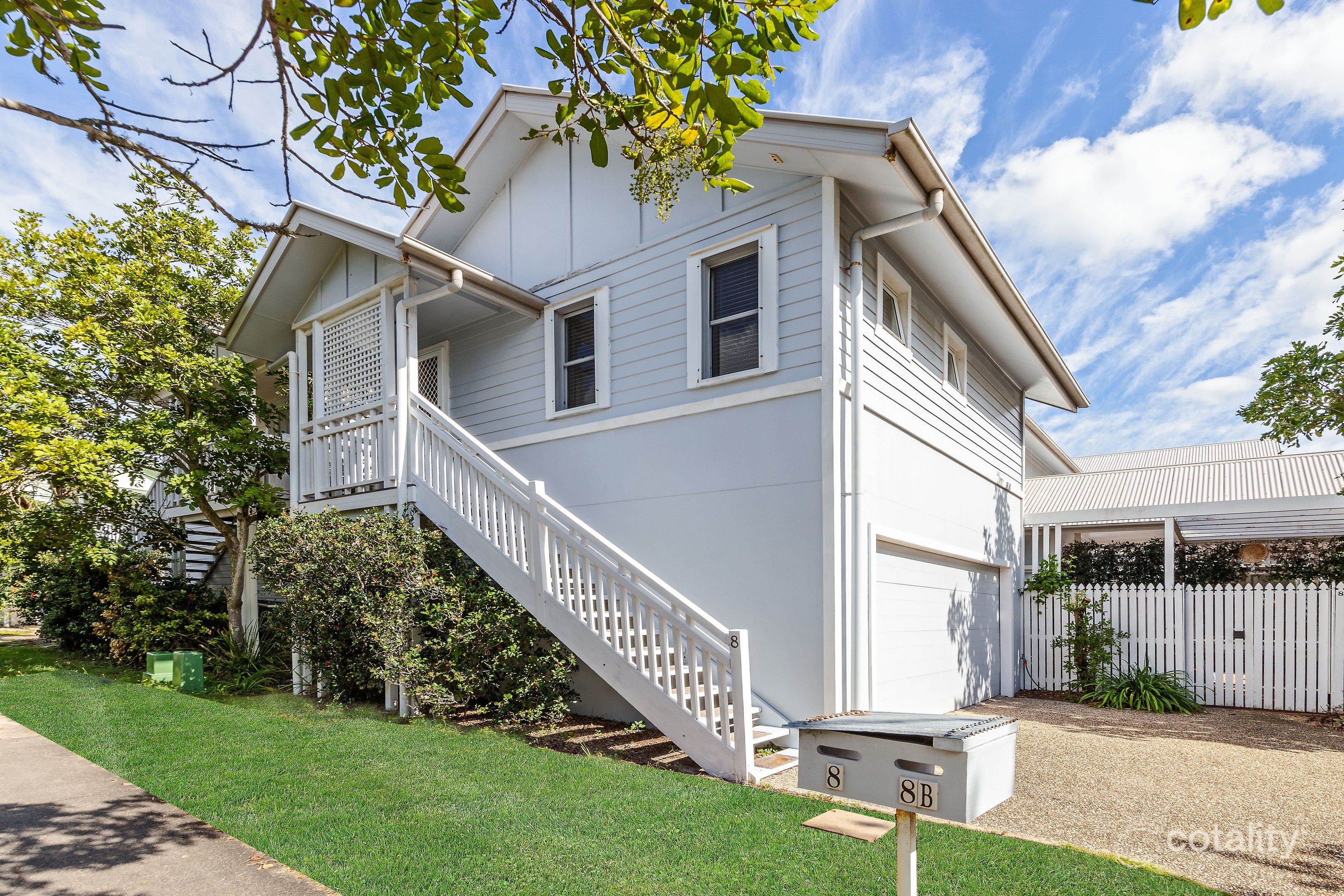 8 Beachway Pde, Marcoola, QLD 4564