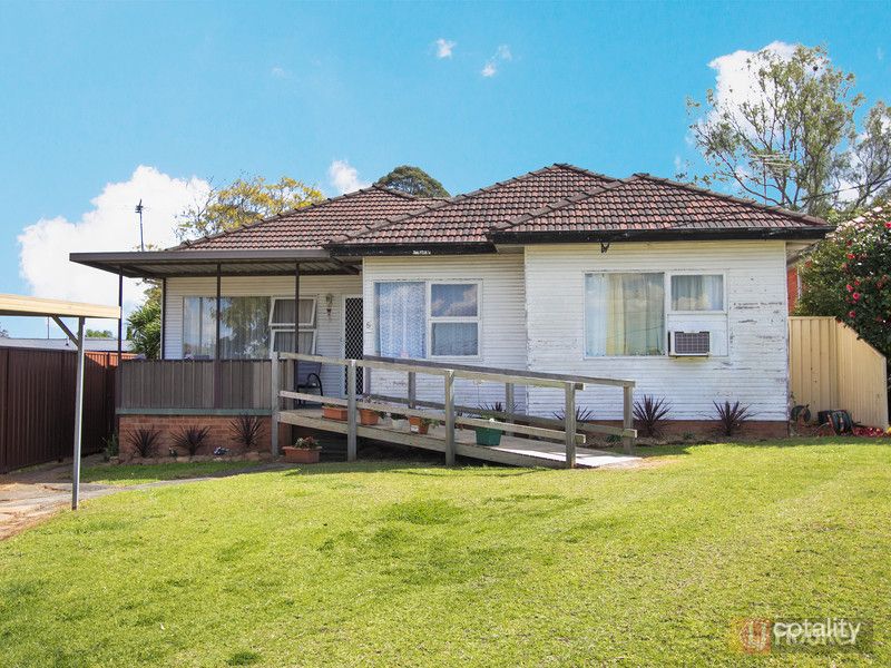 5 Ray Pl, Woodpark, NSW 2164