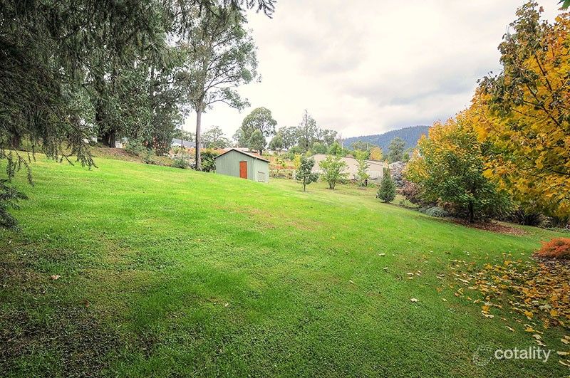 19 Kerami Cres, Marysville, VIC 3779