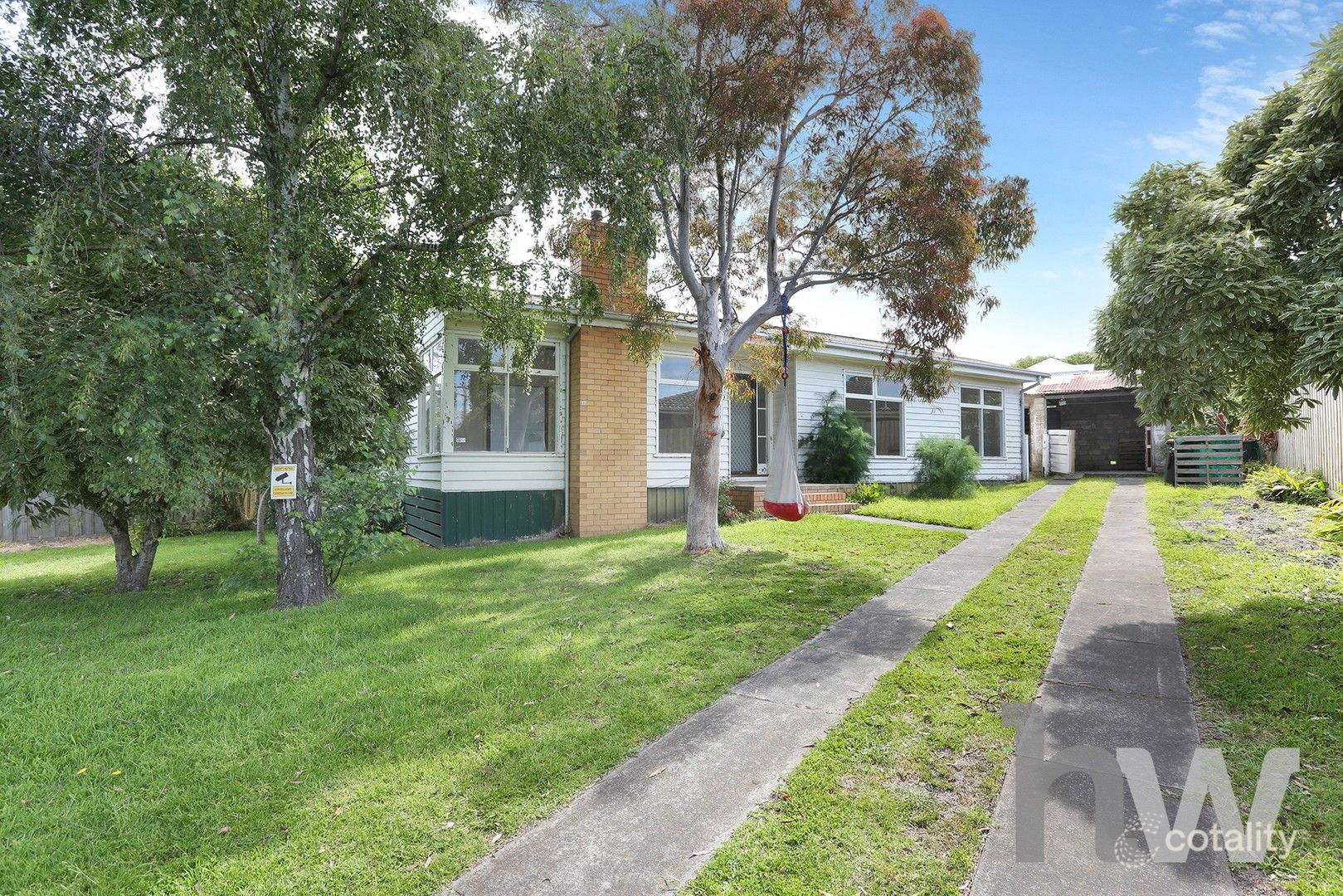 17 Nelson Ave, Highton, VIC 3216