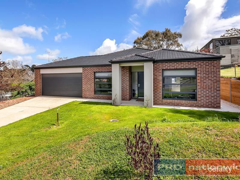2 North St, Creswick, VIC 3363