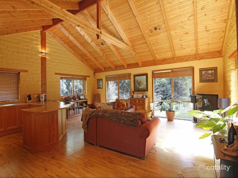 23-25 Westmount Rd, Healesville, VIC 3777