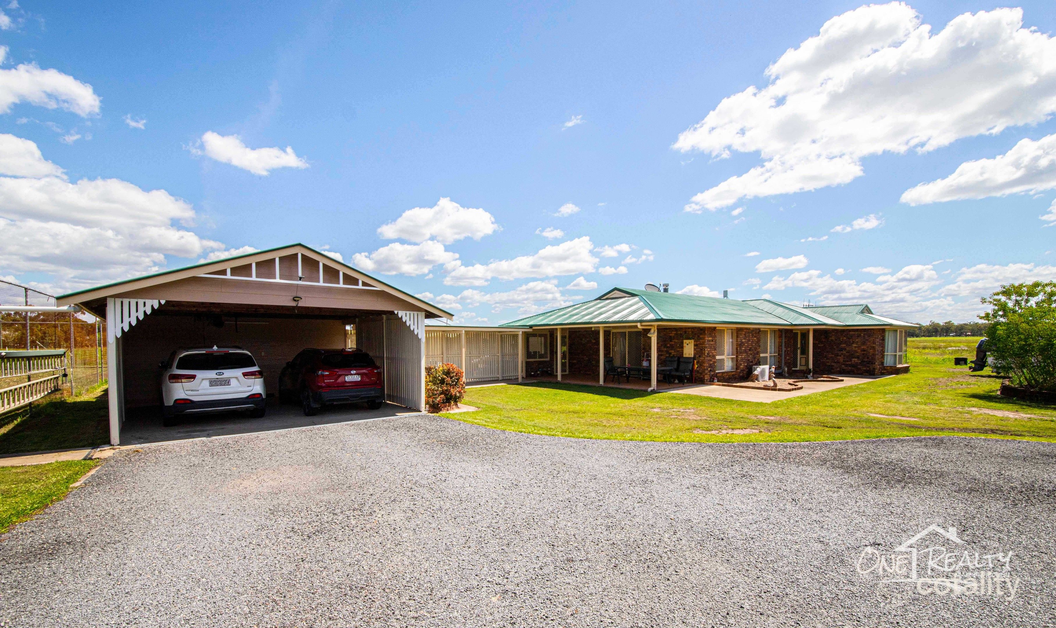 10 Saunders Rd, Oakhurst, QLD 4650