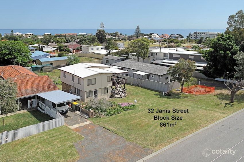 32 Janis St, Halls Head, WA 6210
