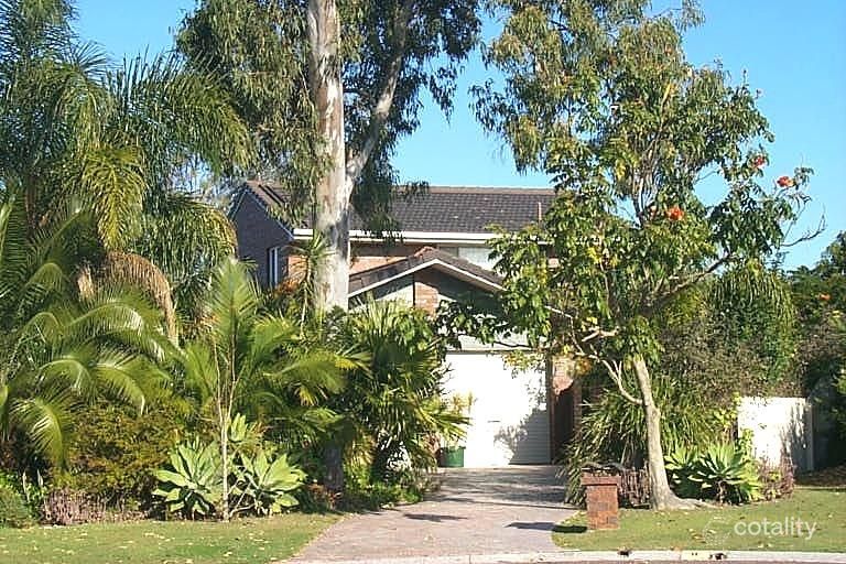 10 Dylan Ct, Sandstone Point, QLD 4511