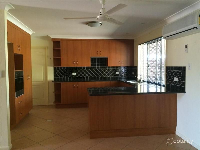 9 Dunnett St, Gracemere, QLD 4702
