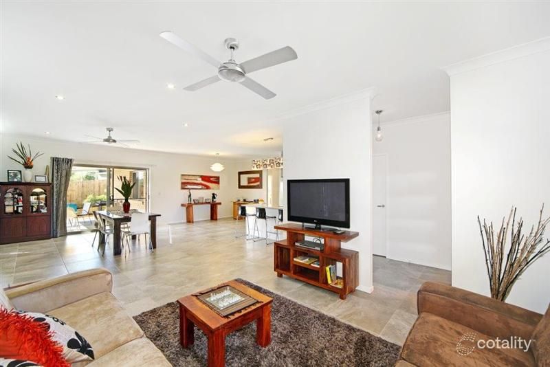 13 Viv Hull Ave, Eumundi, QLD 4562