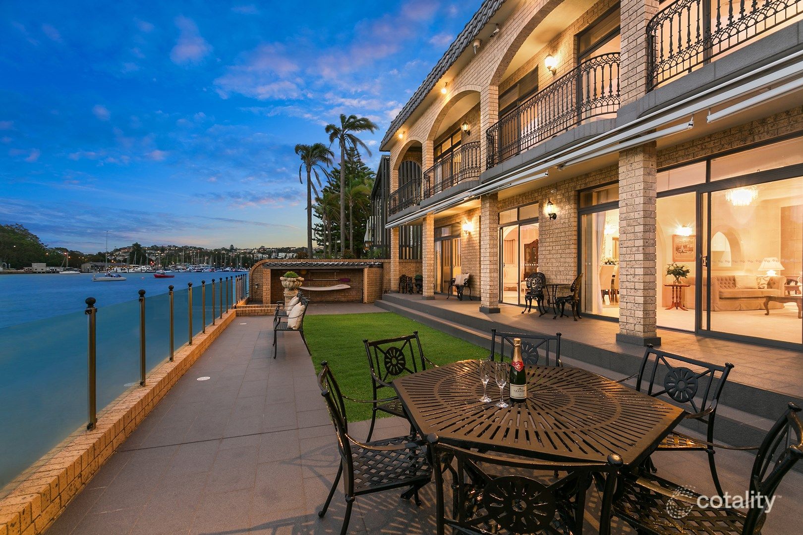 15 Monash Cres, Clontarf, NSW 2093