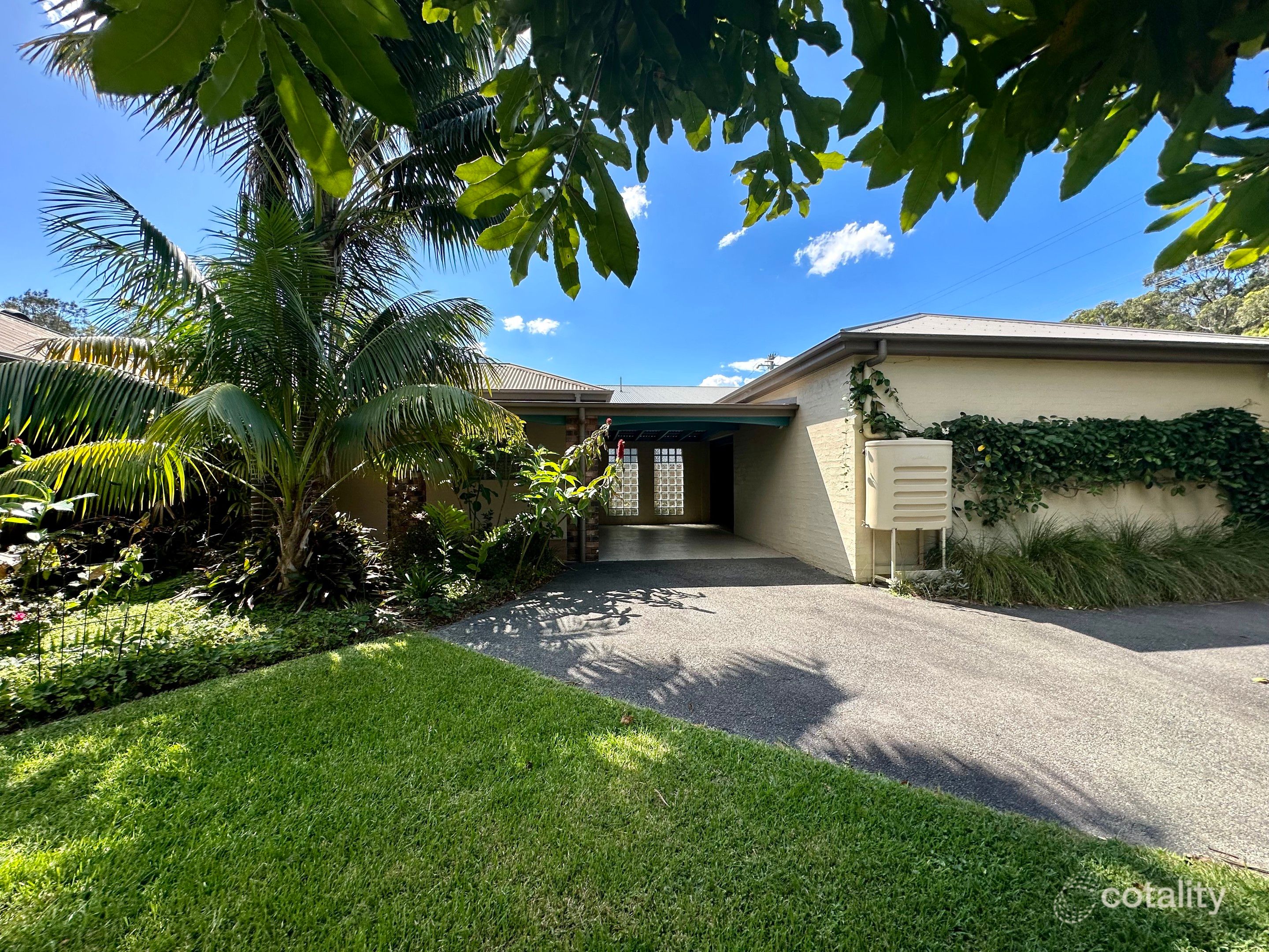 213 Charlotte Bay St, Charlotte Bay, NSW 2428