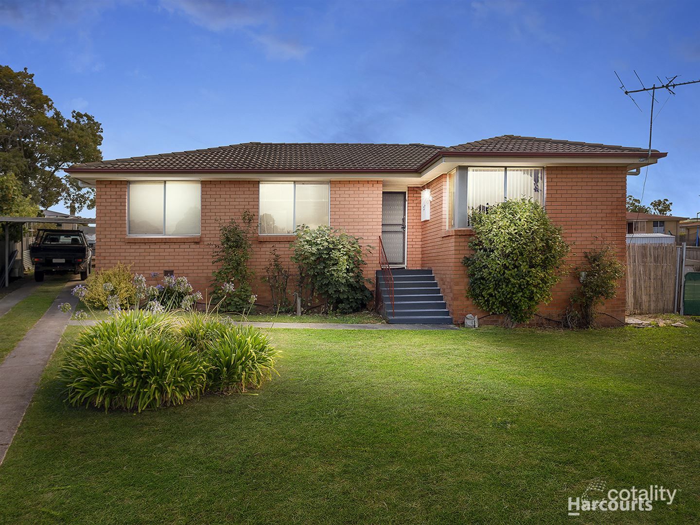 9 Hugo Pl, Ravenswood, TAS 7250