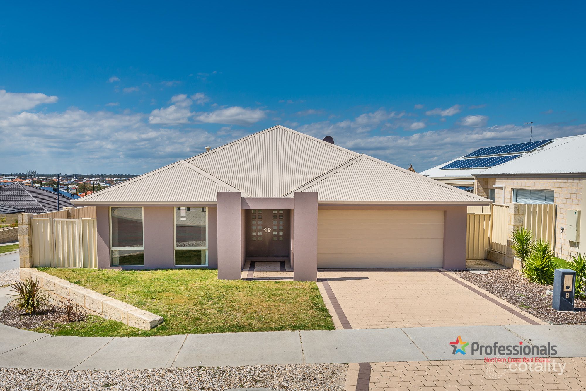 8 Spritsail Way, Jindalee, WA 6036