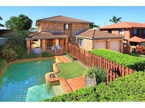8 Sebastian St, Manly West, QLD 4179