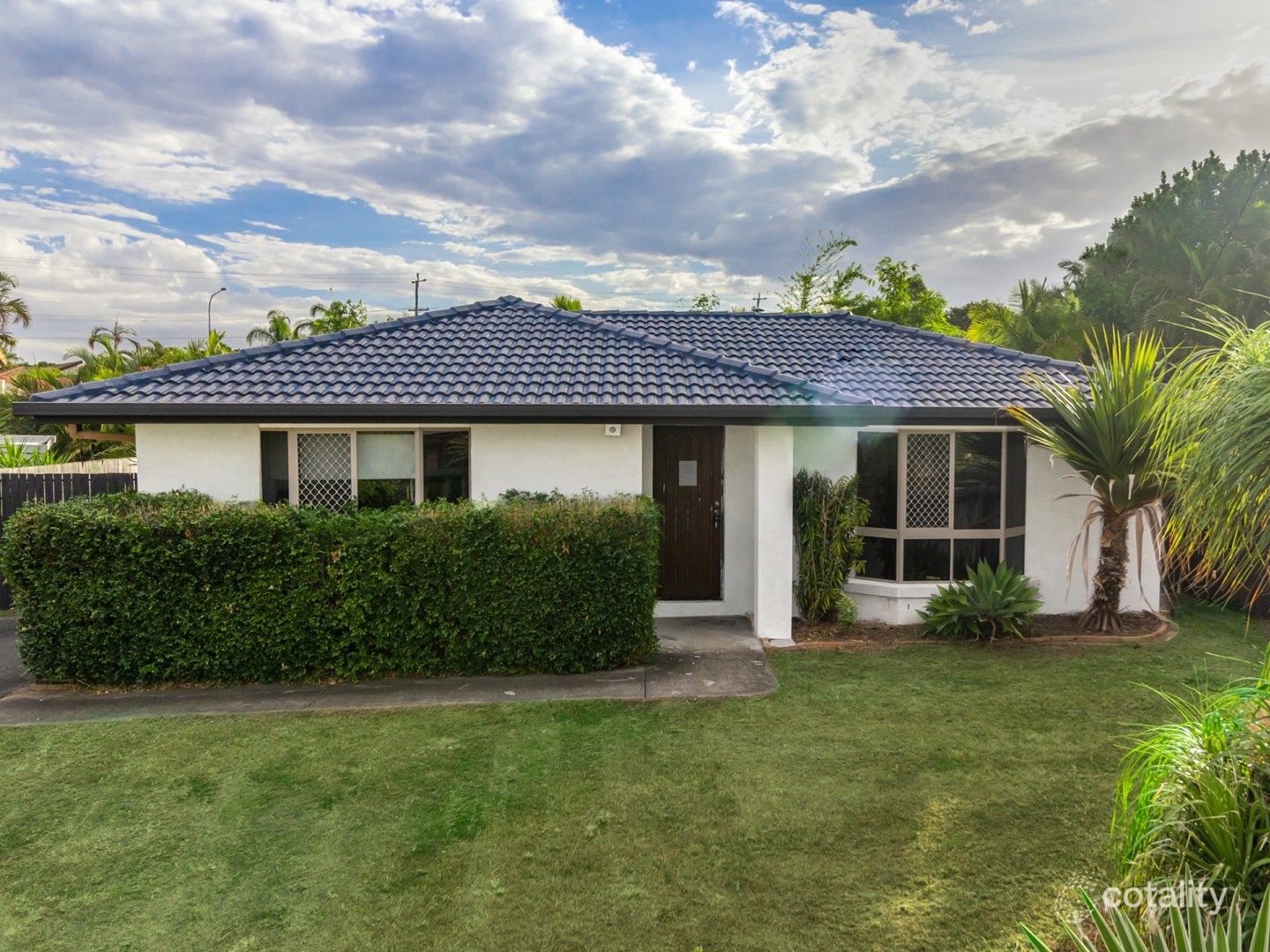 13 Jackson Ct, Regents Park, QLD 4118