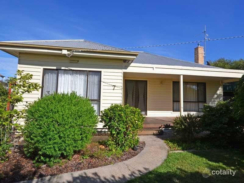 7 Alexander Ave, Horsham, VIC 3400
