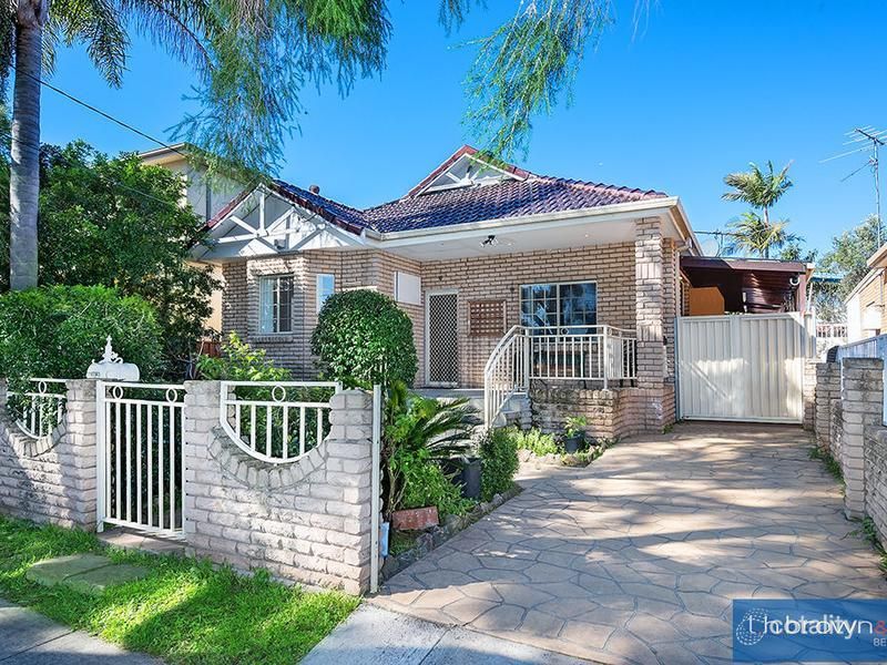 18 Rydge St, Belmore, NSW 2192