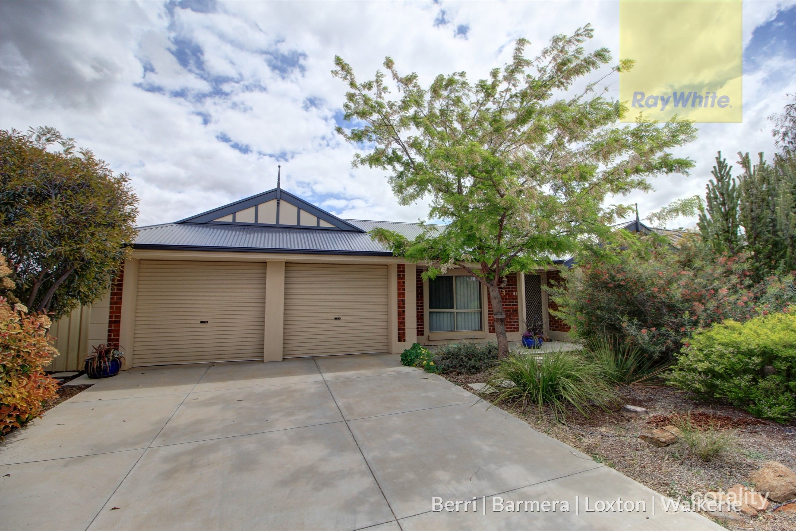 3 Ian Dr, Paringa, SA 5340