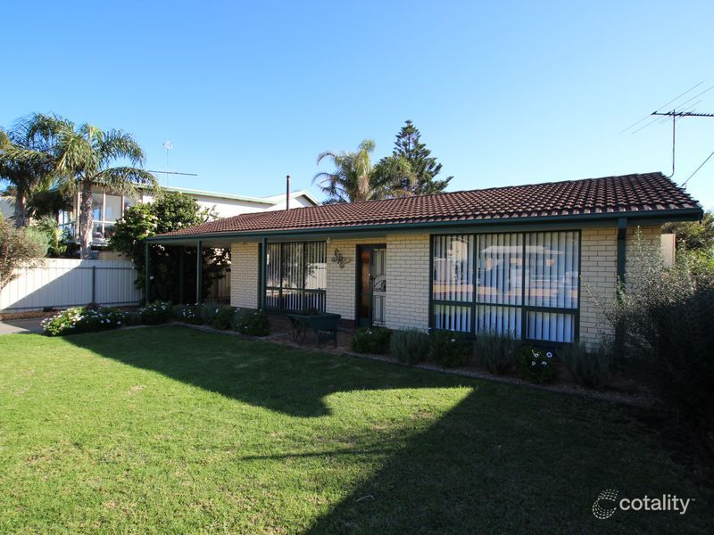 13 Aldinga Beach Rd, Aldinga Beach, SA 5173