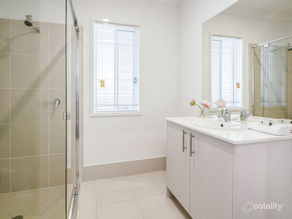 14 Olive Cct, Caloundra West, QLD 4551