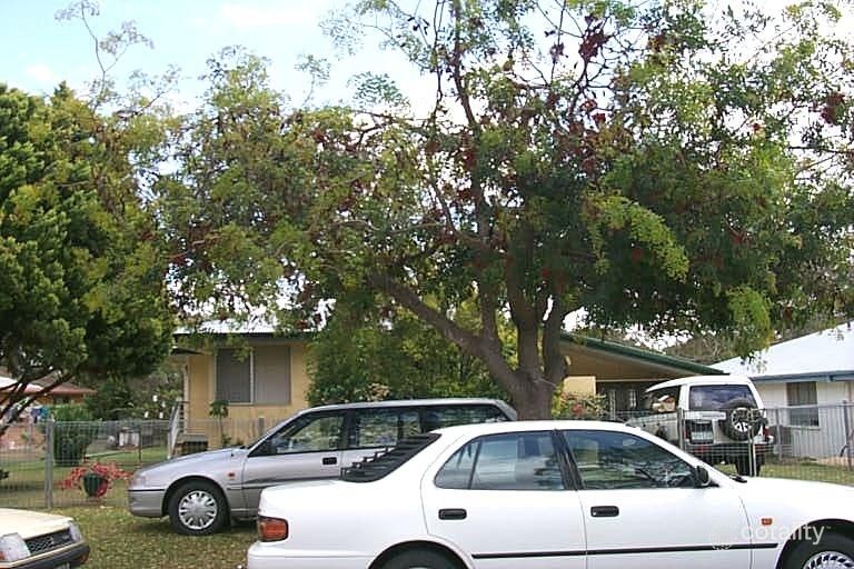 227 Hennessy St, Koongal, QLD 4701