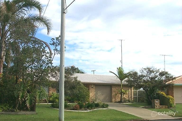 8 Mallard Pl, Bokarina, QLD 4575