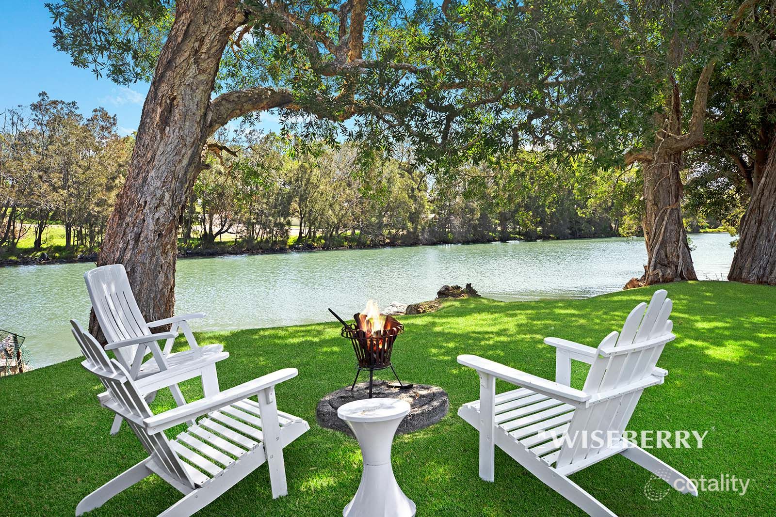 5/13 Lake St, Budgewoi, NSW 2262