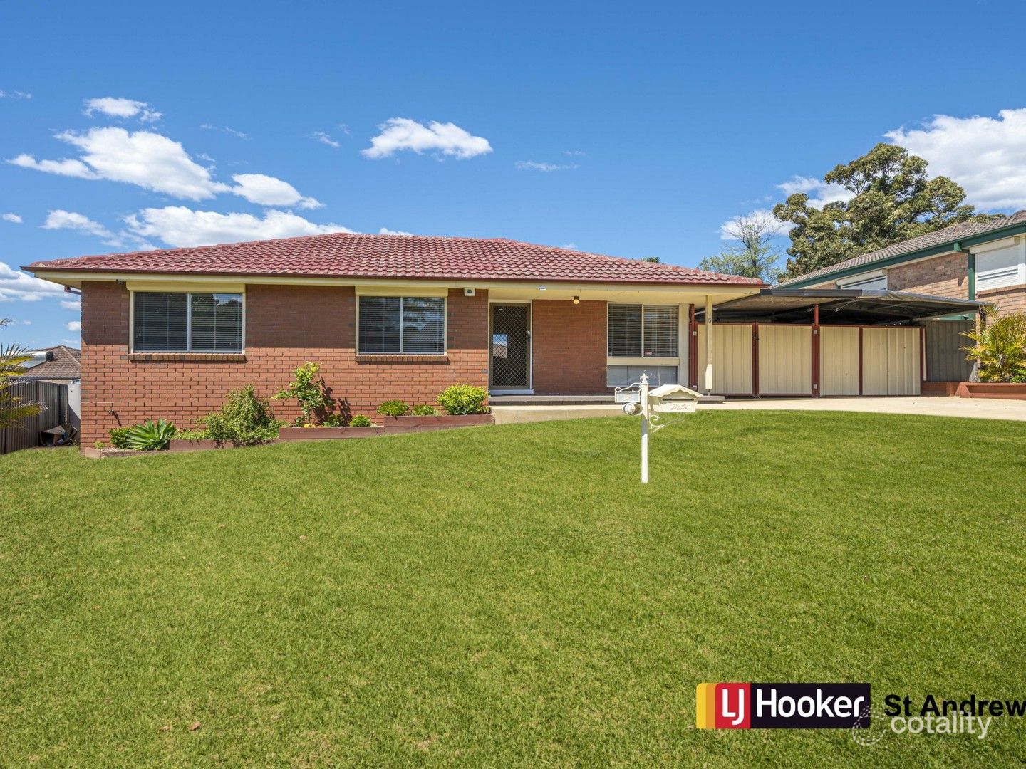 5 Arisaig Pl, St Andrews, NSW 2566