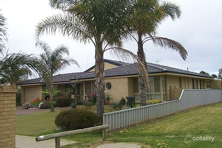 16 Oleander Pl, East Bunbury, WA 6230