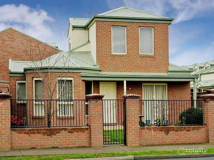 2/100 Taylors Rd, Keilor Downs, VIC 3038