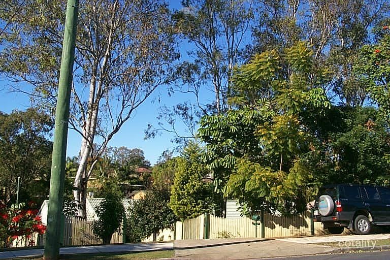 26 Joora Ave, Petrie, QLD 4502