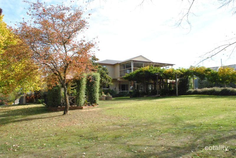 849 Burrendong Way, March, NSW 2800