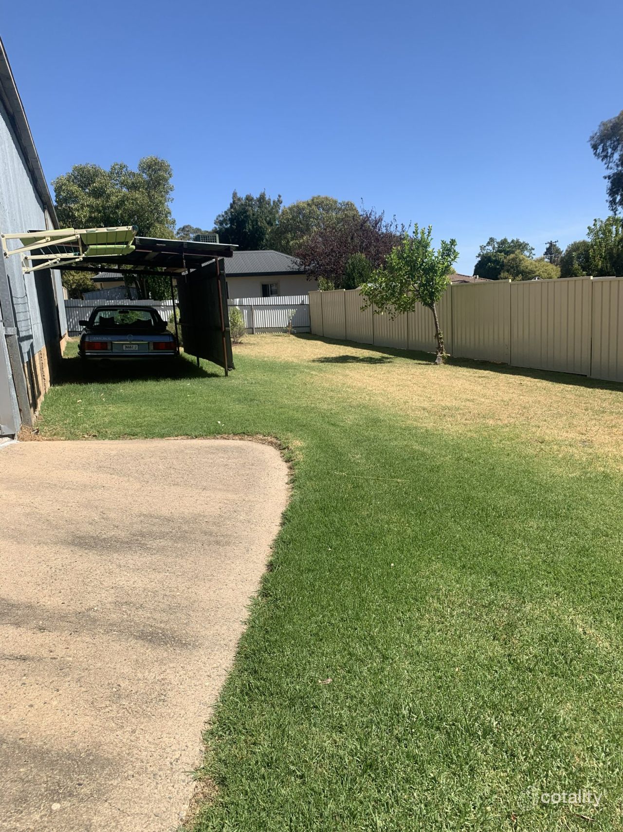 20 Karabah Ave, Young, NSW 2594