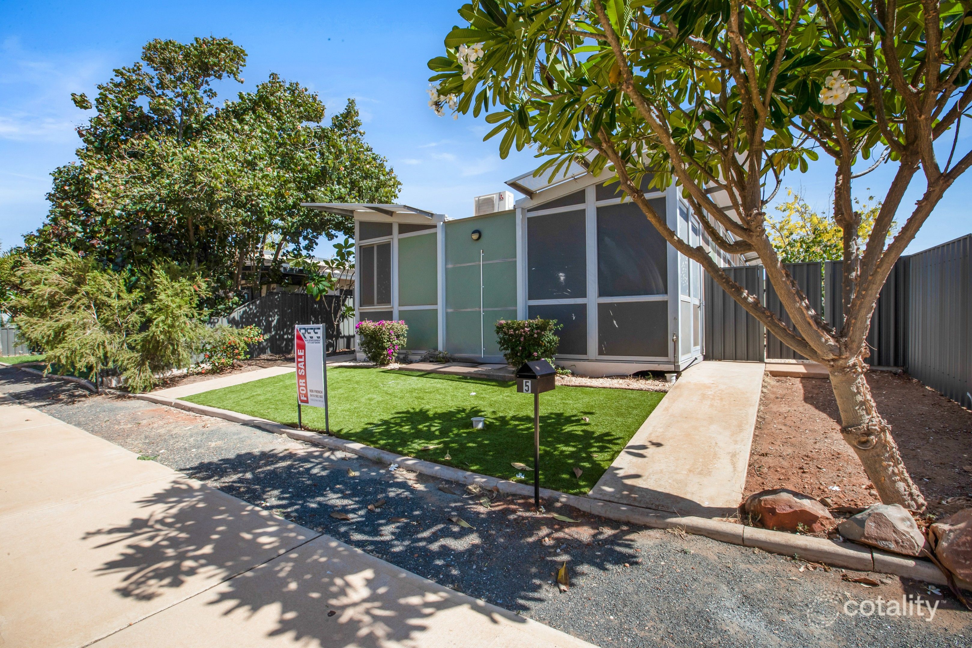 5 Wagari Dr, Baynton, WA 6714