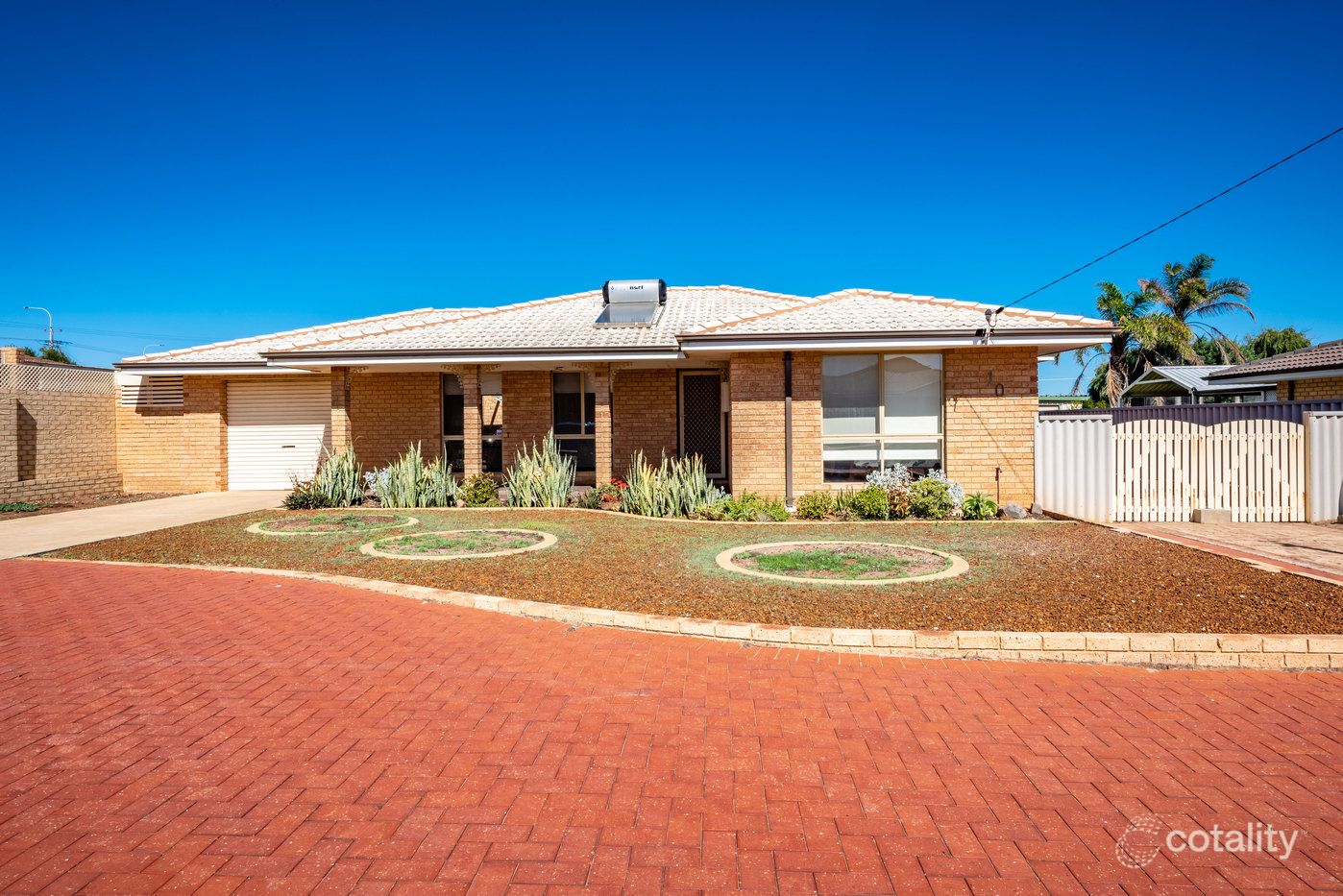 10 Torquay Pl, Tarcoola Beach, WA 6530