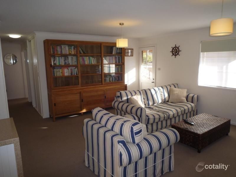 2/8 The Fairway, North Geelong, VIC 3215